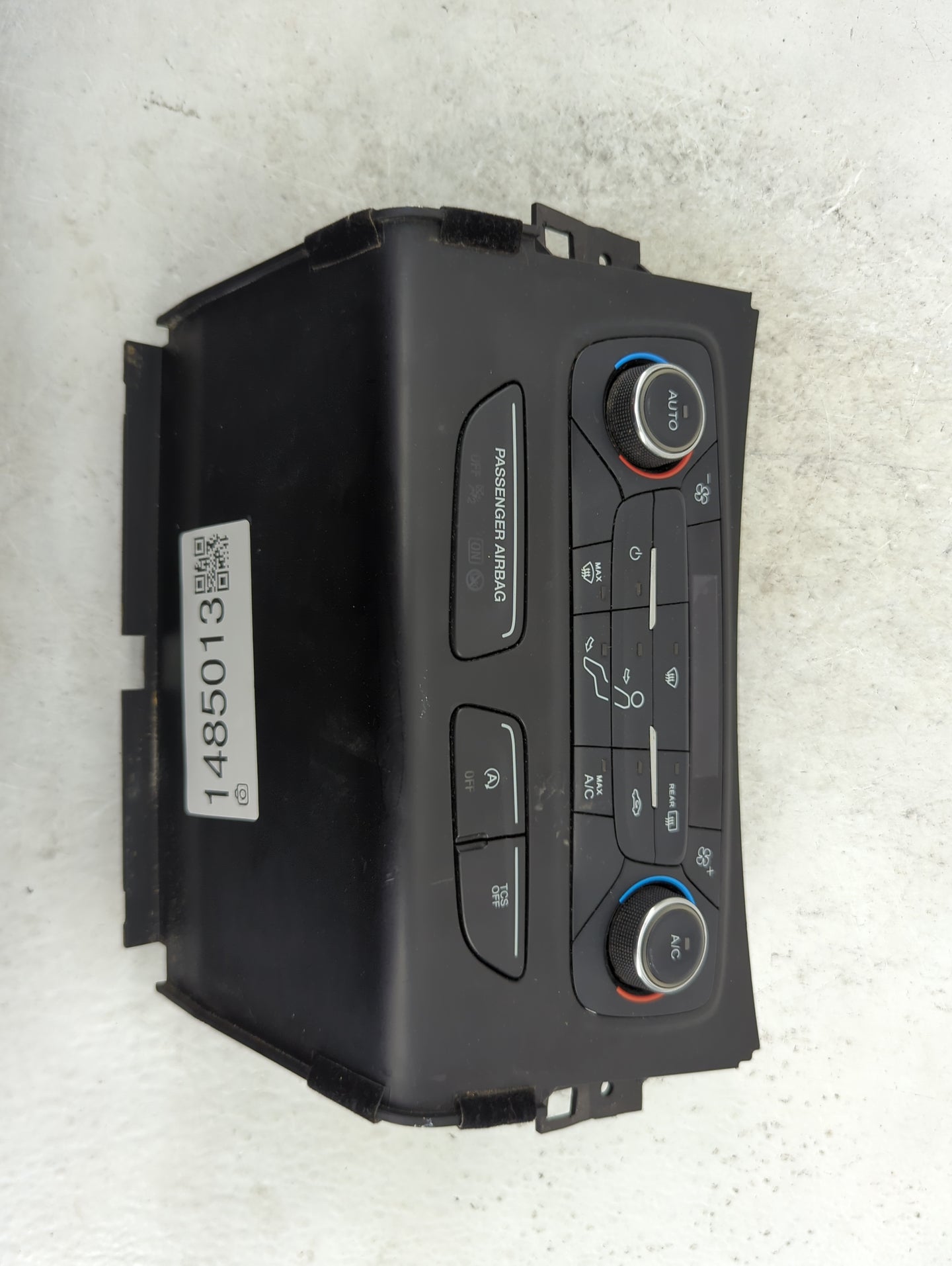2017 Ford Escape Climate Control Module Temperature AC/Heater Replacement P/N:GJ5T-18C612-AE AEAVQ6K28C Fits OEM Used Auto P