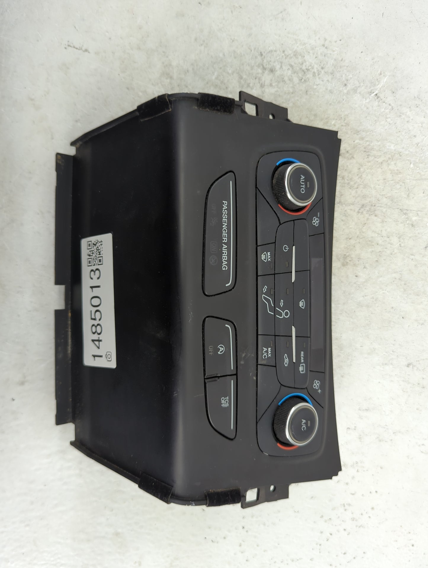 2017 Ford Escape Climate Control Module Temperature AC/Heater Replacement P/N:GJ5T-18C612-AE AEAVQ6K28C Fits OEM Used Auto P