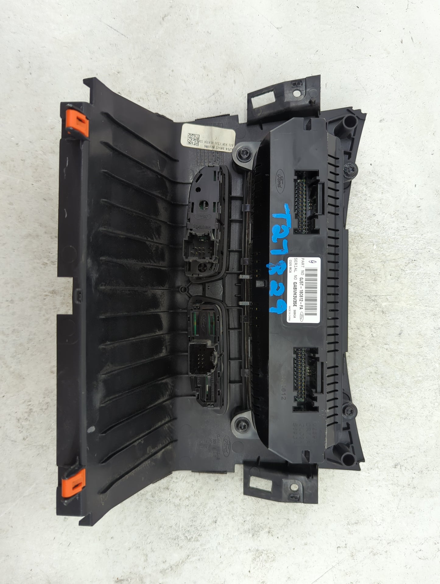 2017 Ford Escape Climate Control Module Temperature AC/Heater Replacement P/N:GJ5T-18C612-FA GABVH3V35E Fits OEM Used Auto P
