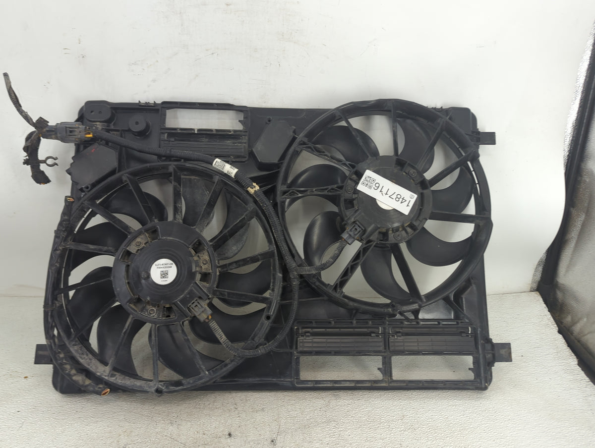 2017-2019 Ford Escape Electric Radiator Cooling Fan Motor Assembly P/N:EJ73-8C607-DB F00HX2G248 Fits Fits 2015 2016 2017 201