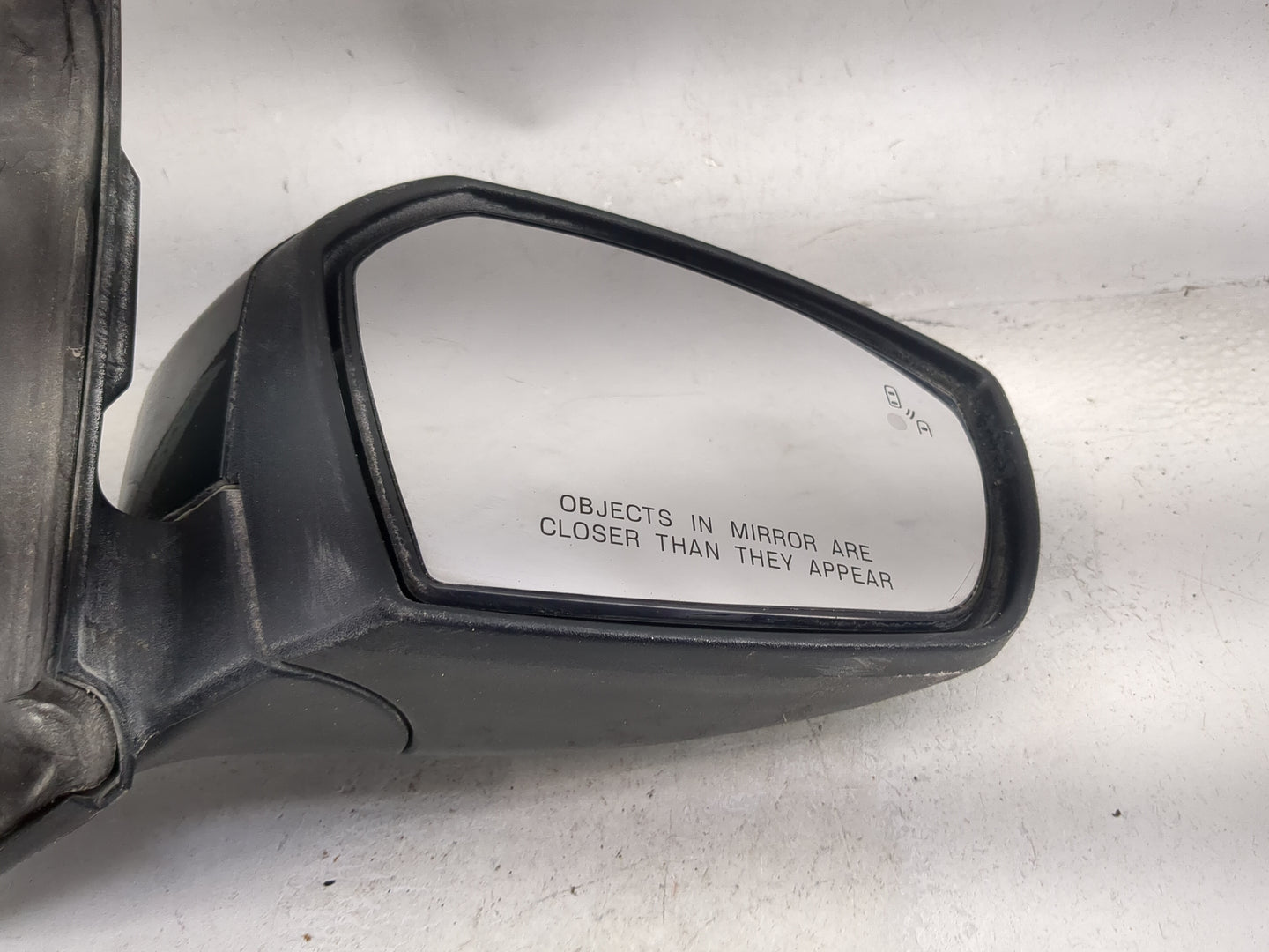 2017-2019 Ford Escape Passenger Side View Mirror - Right Door Mirror OEM Used - Oemusedautoparts1.com
