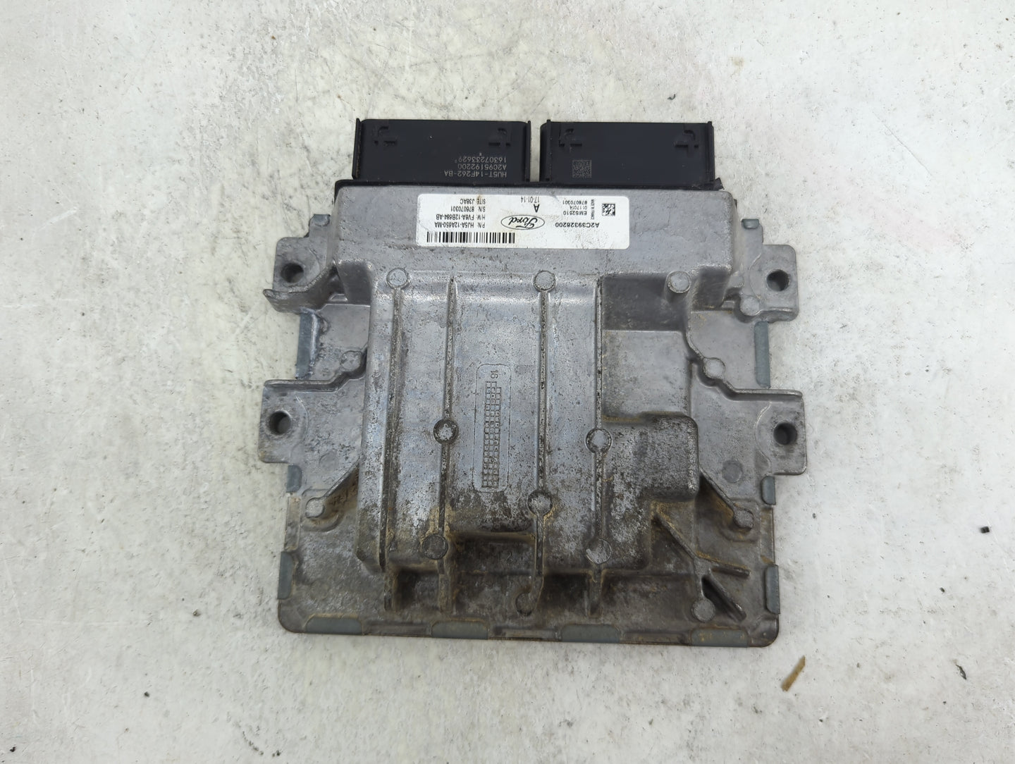 2017-2019 Ford Escape PCM Engine Control Computer ECU ECM PCU OEM P/N:HJ5A-12A650-MA FV6A-12B684-AB Fits Fits 2017 2018 2019