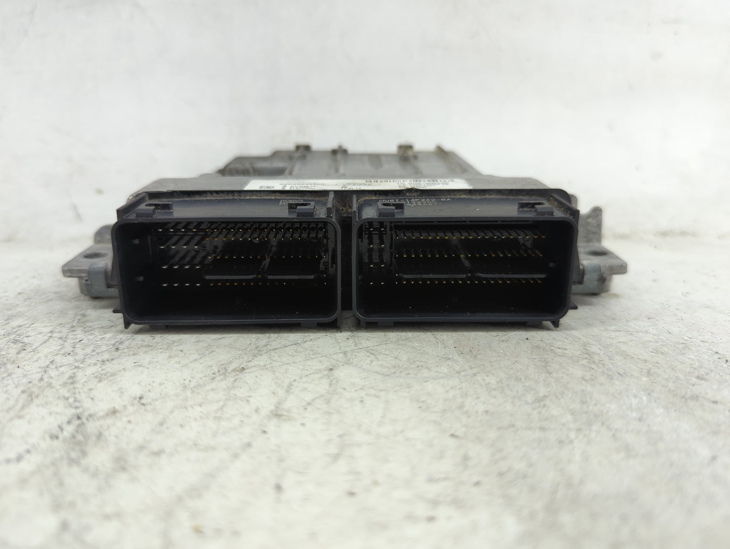2017-2019 Ford Escape PCM Engine Control Computer ECU ECM PCU OEM P/N:HJ5A-12A650-MA FV6A-12B684-AB Fits Fits 2017 2018 2019