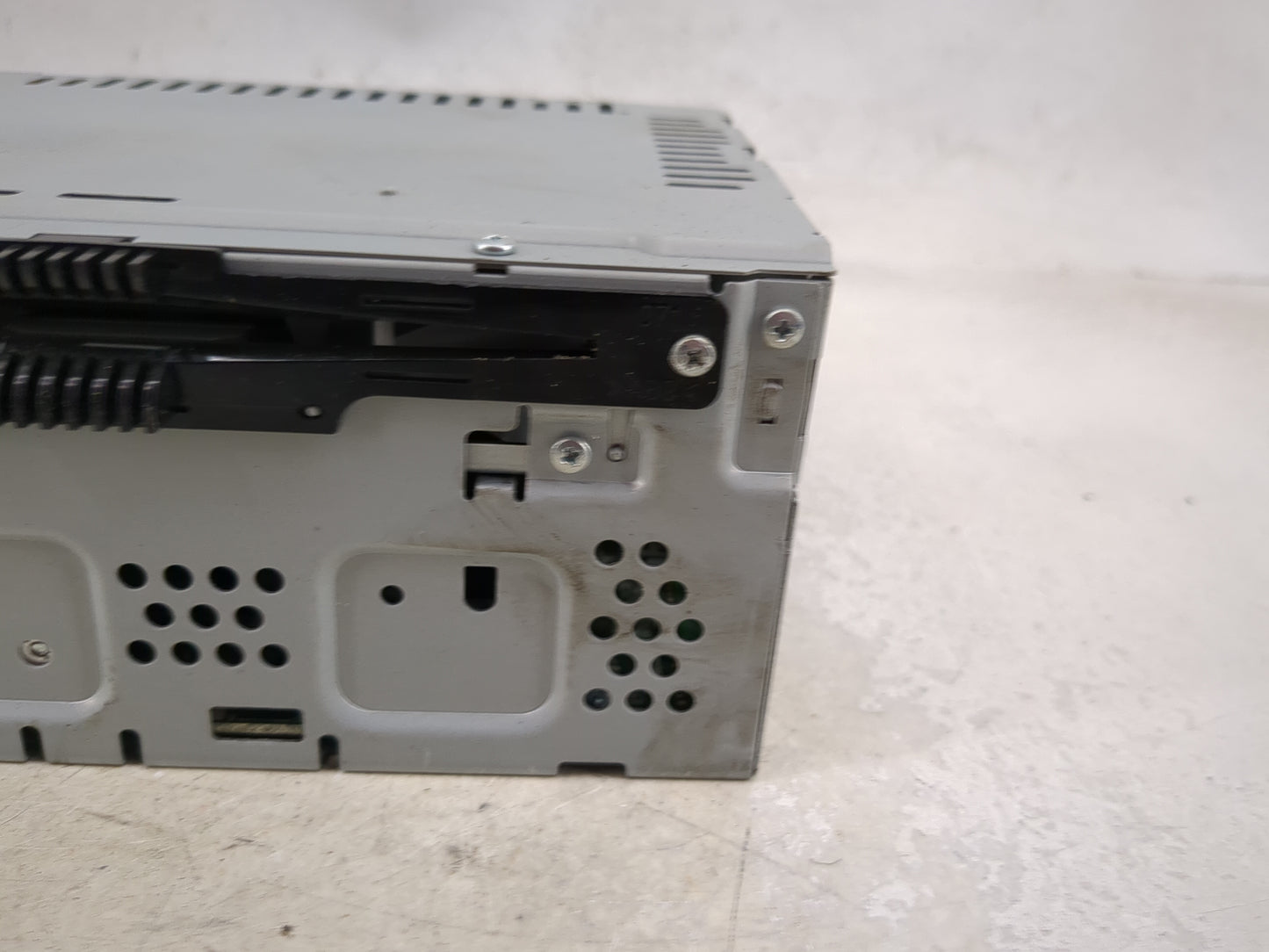 2017 Ford Escape Radio AM FM Cd Player Receiver Replacement P/N:CQ-CJ36N24MB GJ5T-19C107-BA, GJ5T-19C Fits OEM Used Auto Par