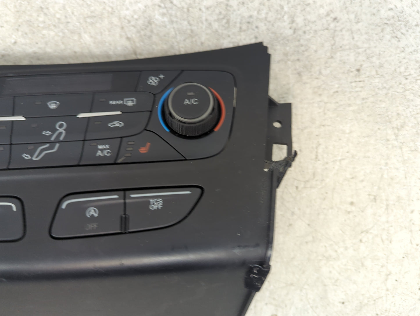 2017 Ford Escape Climate Control Module Temperature AC/Heater Replacement P/N:GJ5T-18C612-CE GEAVG7C25E Fits OEM Used Auto P