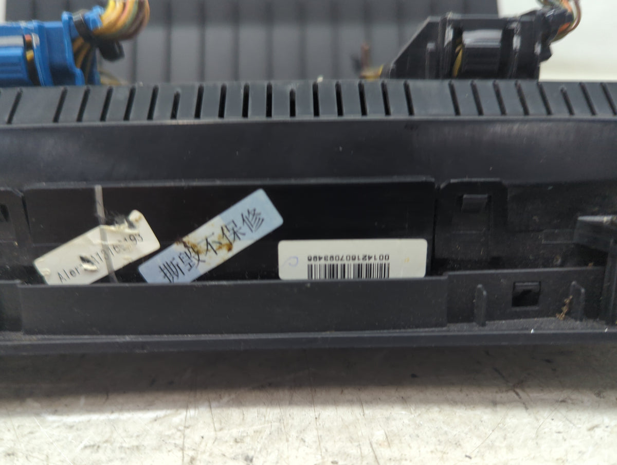 2017 Ford Escape Climate Control Module Temperature AC/Heater Replacement P/N:GJ5T-18C612-CE GEAVG7C25E Fits OEM Used Auto P