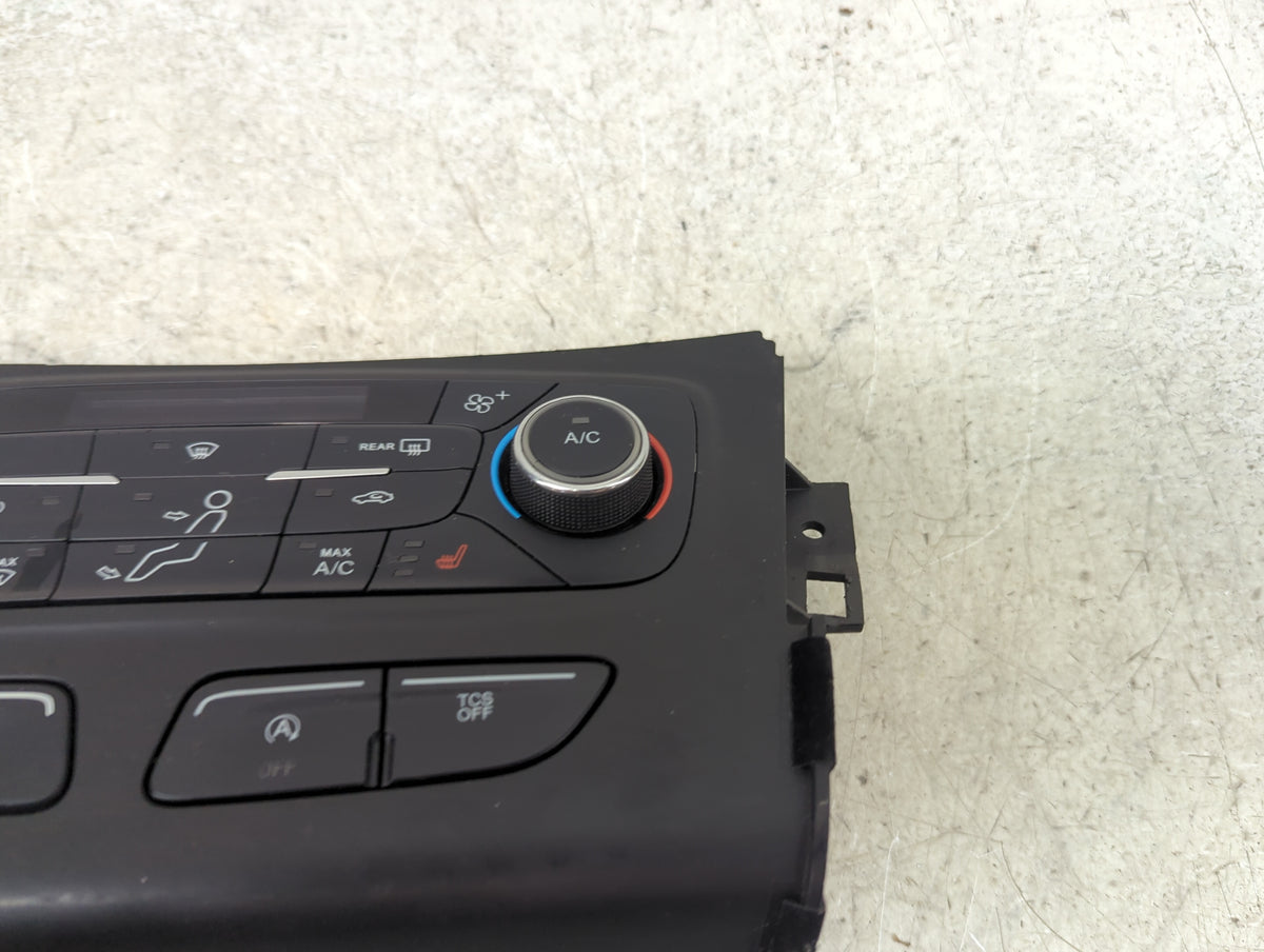 2017 Ford Escape Climate Control Module Temperature AC/Heater Replacement P/N:GJ5T-18C612-CE Fits OEM Used Auto Parts - Oemu