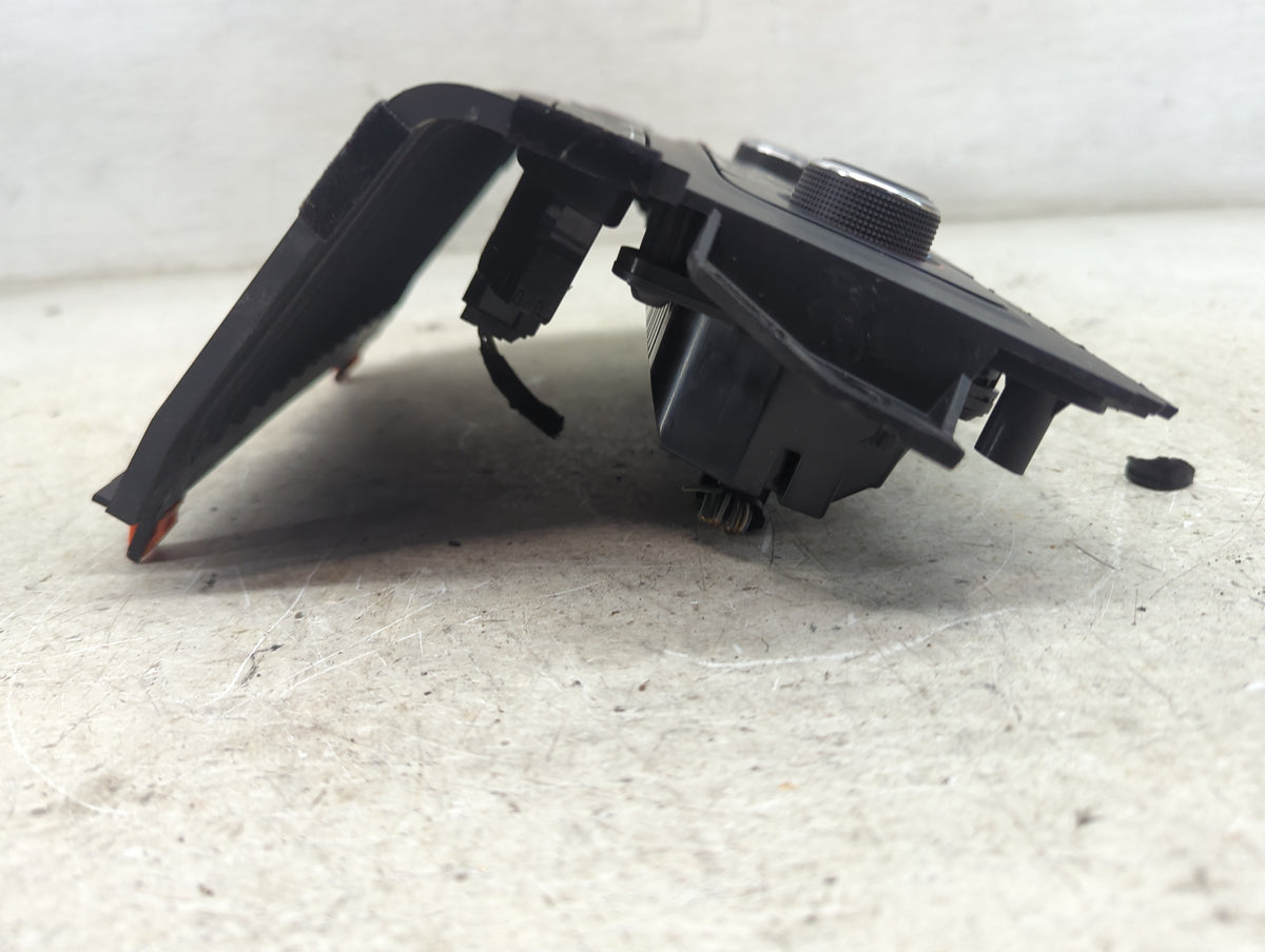 2017 Ford Escape Climate Control Module Temperature AC/Heater Replacement P/N:GJ5T-18C612-CE Fits OEM Used Auto Parts - Oemu