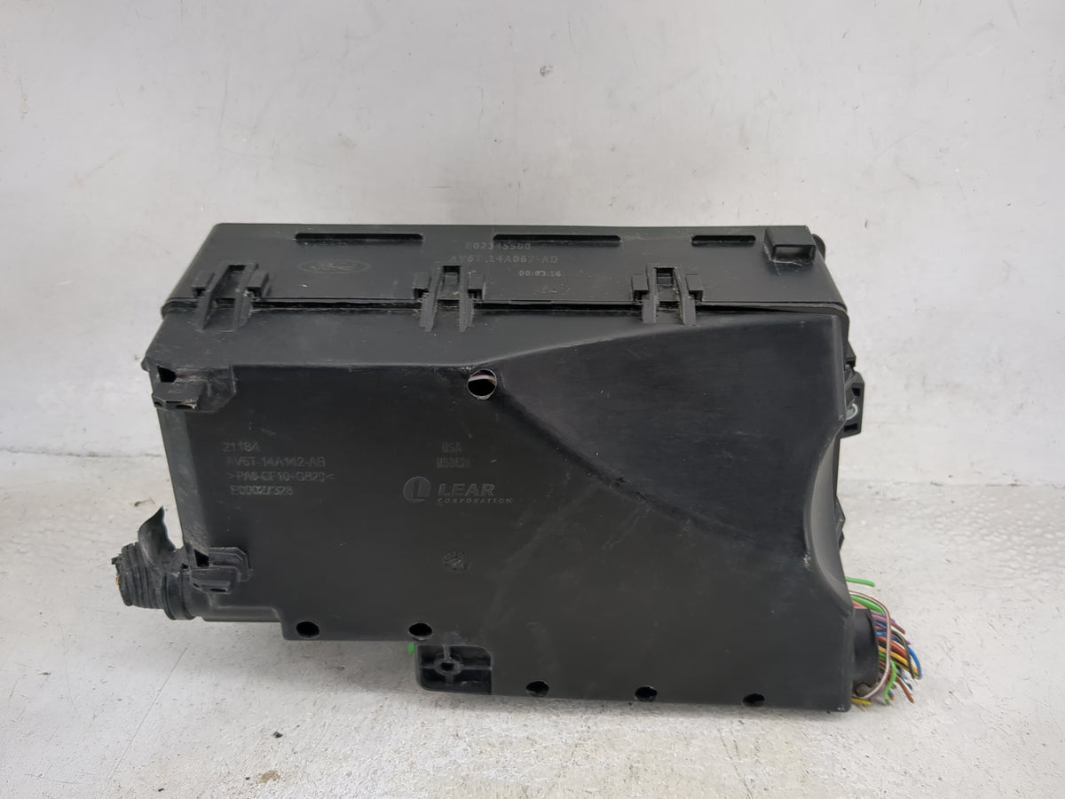 2013-2016 Ford Escape Fusebox Fuse Box Panel Relay Module P/N:AV6T-14A067-AD AV6T-14A142-AB Fits Fits 2013 2014 2015 2016 OE