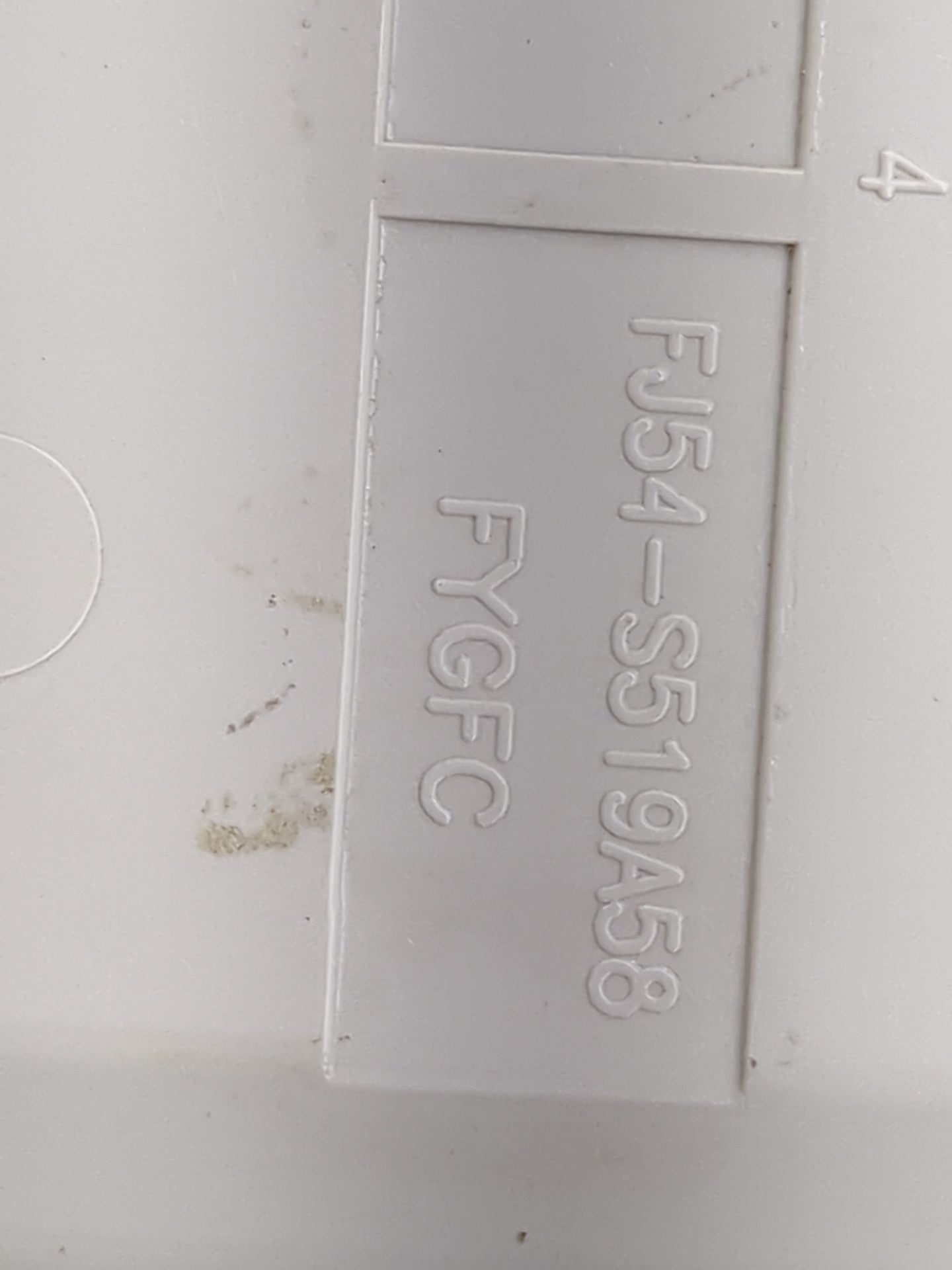2017 Ford Escape Overhead Roof Console Tan - Oemusedautoparts1.com