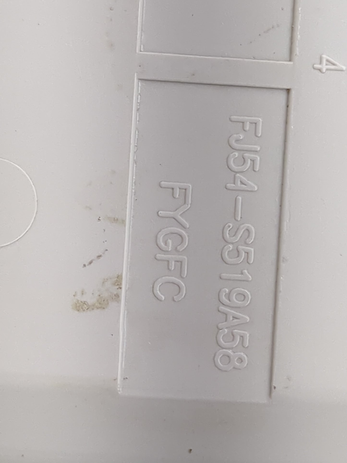 2017 Ford Escape Overhead Roof Console Tan - Oemusedautoparts1.com