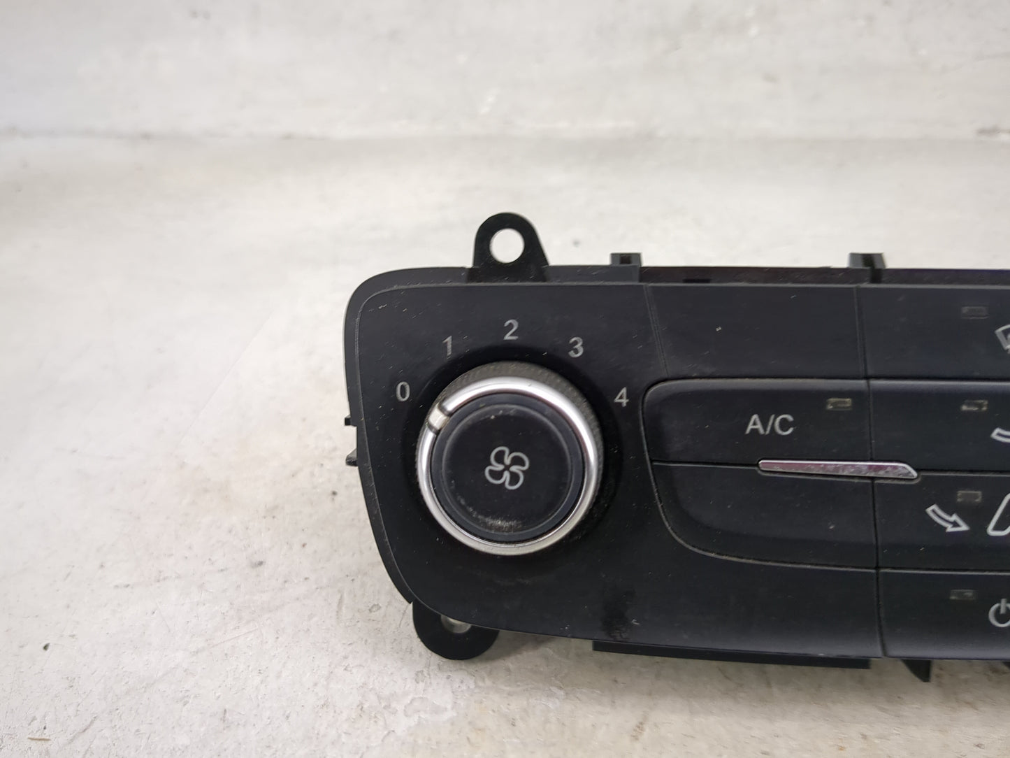 2017-2019 Ford Escape Climate Control Module Temperature AC/Heater Replacement P/N:C520 AC E1151439 B Fits Fits 2017 2018 20