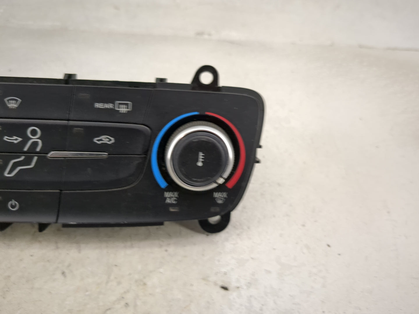 2017-2019 Ford Escape Climate Control Module Temperature AC/Heater Replacement P/N:C520 AC E1151439 B Fits Fits 2017 2018 20