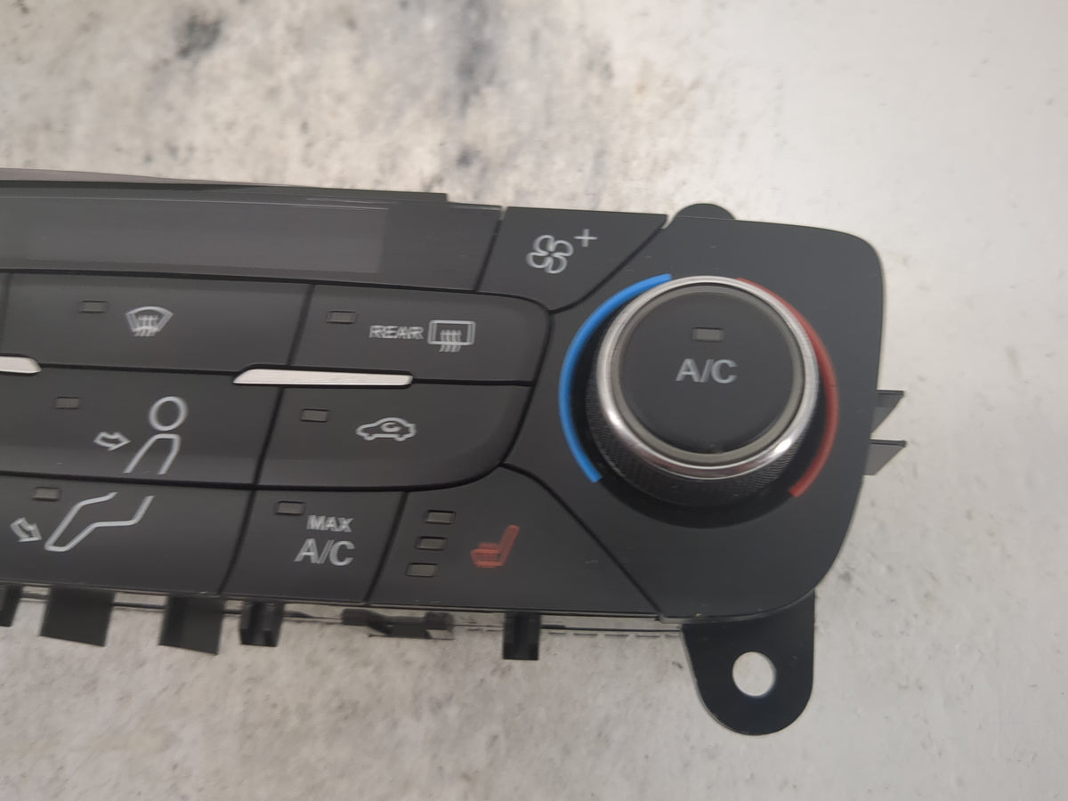 2017 Ford Escape Climate Control Module Temperature AC/Heater Replacement P/N:GJ5T-18C612-FA Fits OEM Used Auto Parts - Oemu