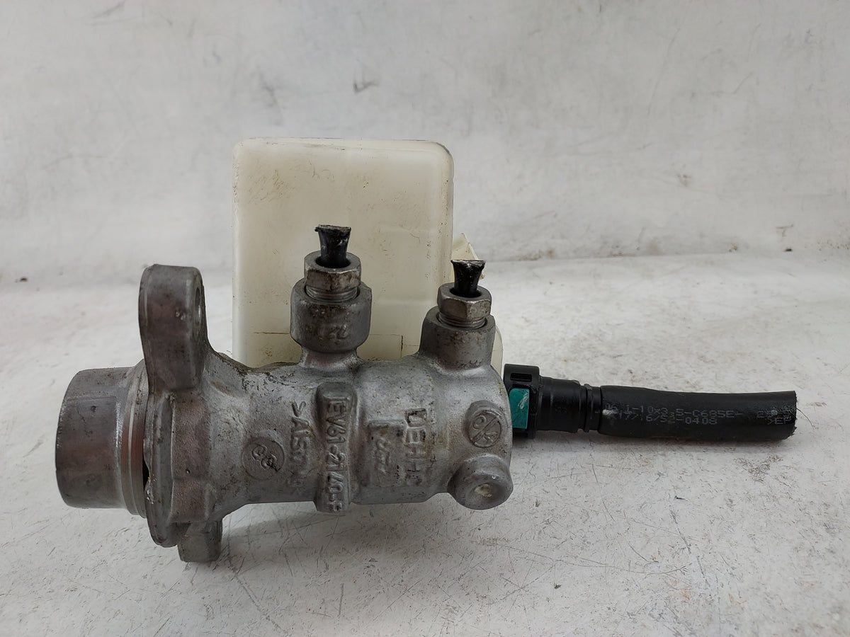 2017 Ford Escape Brake Master Cylinder - Oemusedautoparts1.com