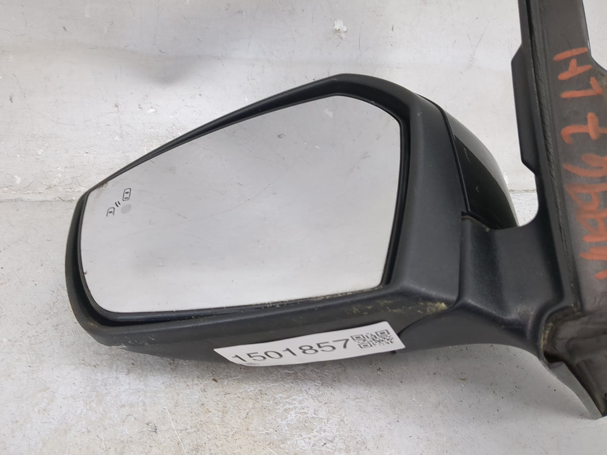 2017-2019 Ford Escape Driver Side View Mirror - Left Door Mirror OEM Used - Oemusedautoparts1.com