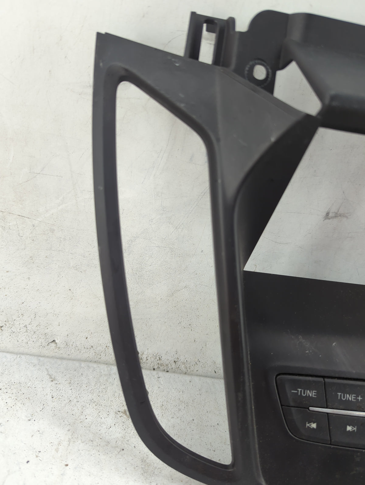 2017-2019 Ford Escape Radio Control Panel 1505036 - Oemusedautoparts1.com