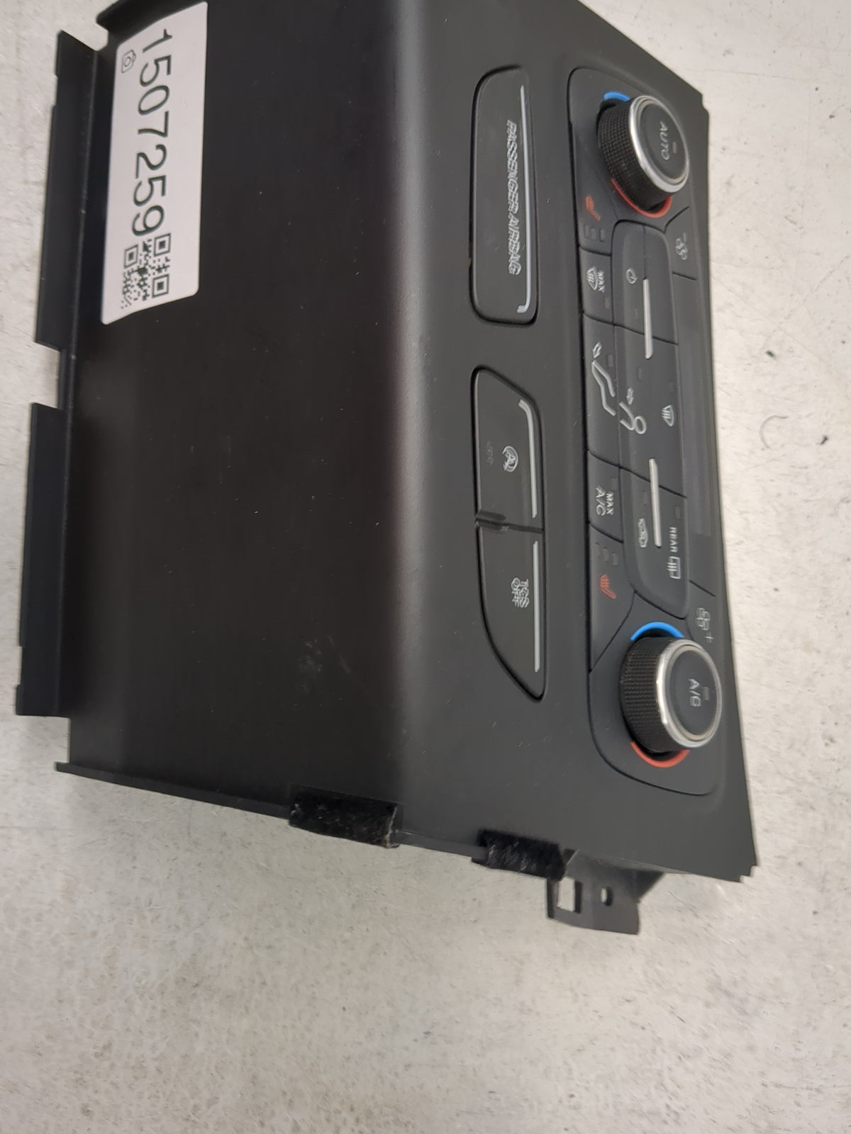 2017 Ford Escape Climate Control Module Temperature AC/Heater Replacement P/N:GJ5T-18C612-FA Fits OEM Used Auto Parts - Oemu