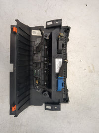2017 Ford Escape Climate Control Module Temperature AC/Heater Replacement P/N:GJ5T-18C612-FA Fits OEM Used Auto Parts - Oemu