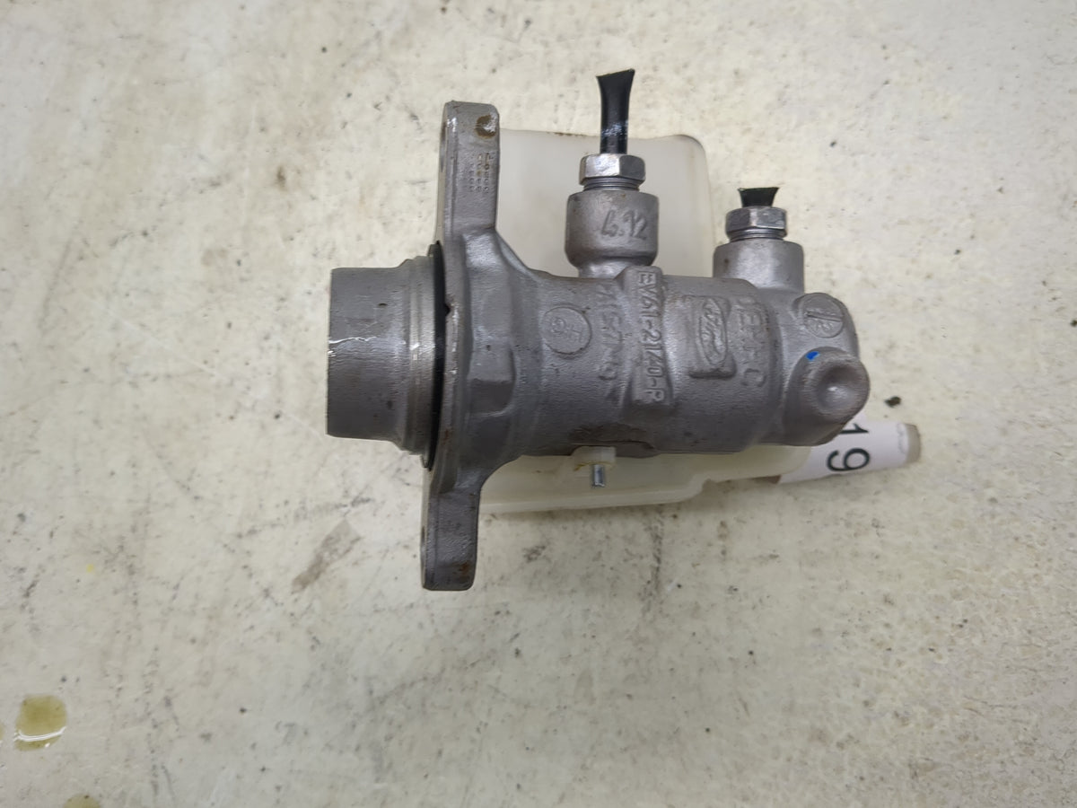 2013-2019 Ford Escape Brake Master Cylinder 1513198 - Oemusedautoparts1.com