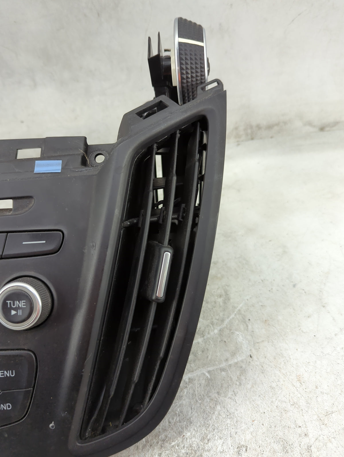 2017-2019 Ford Escape Radio Control Panel Black 1514298 - Oemusedautoparts1.com