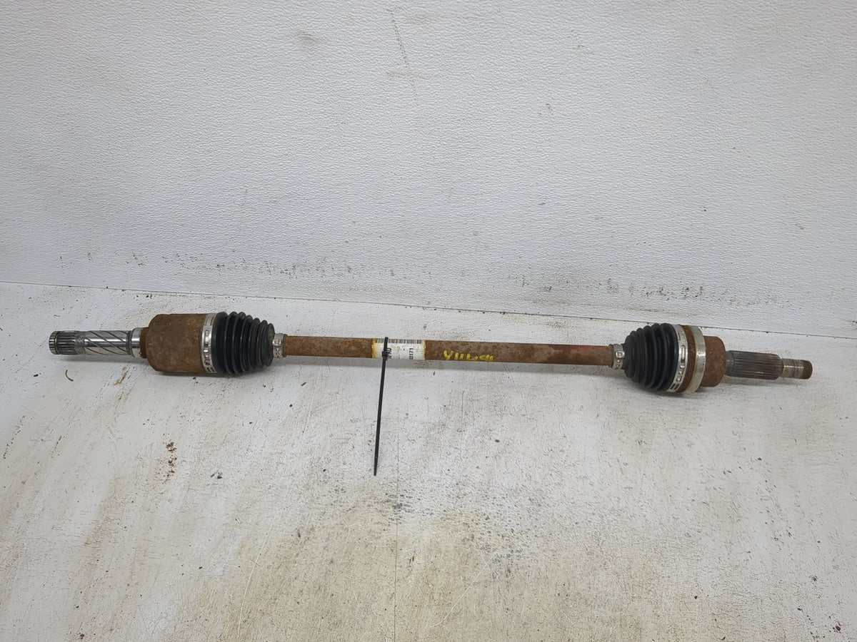 2016-2019 Ford Escape Axle Shaft Rear Passenger Cv C/v 1521058 - Oemusedautoparts1.com