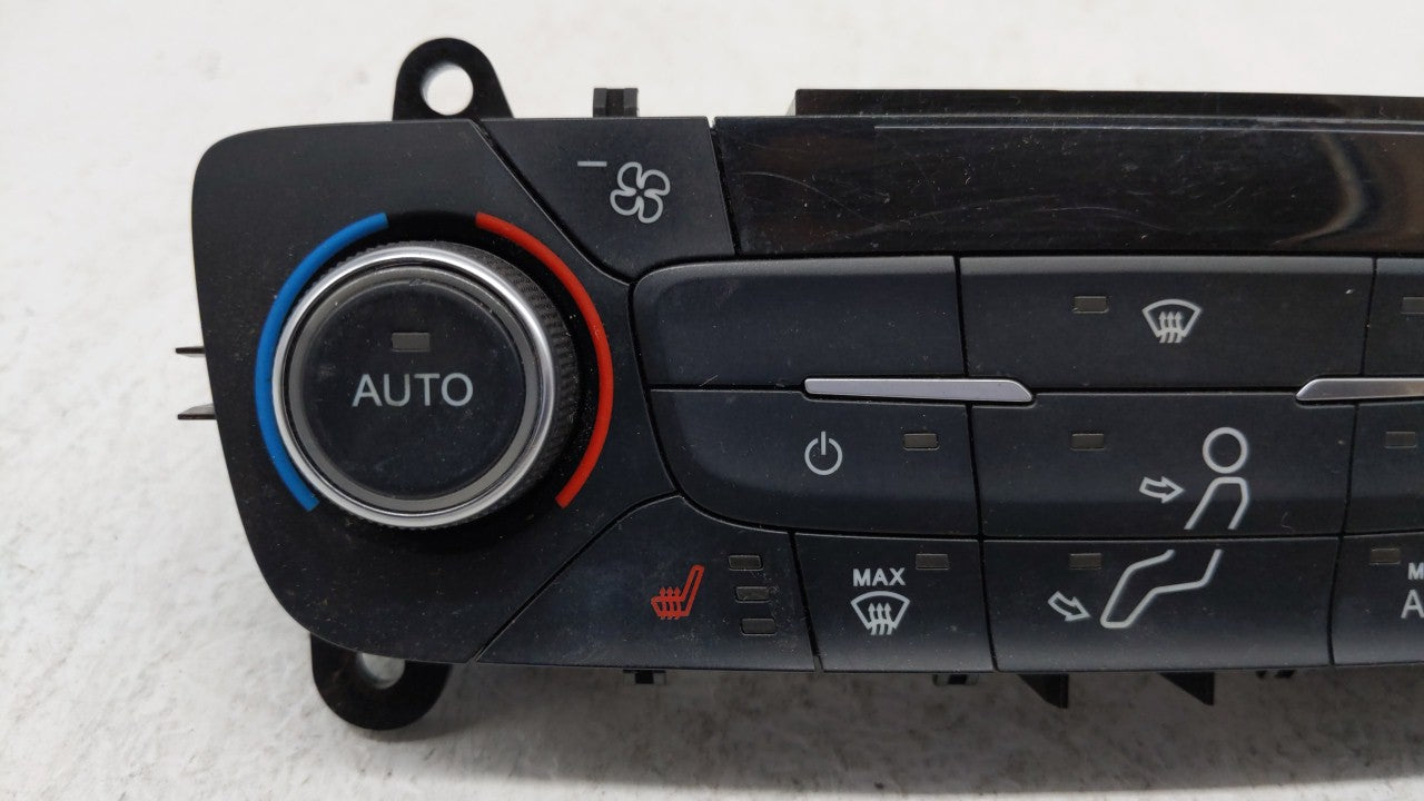 2017 Ford Escape Climate Control Module Temperature AC/Heater Replacement P/N:GJ5T-18C612-FA GJ54-18522-AE3JA6 Fits OEM Used