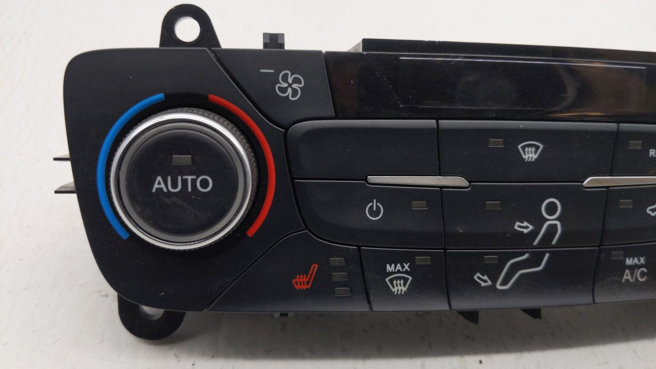 2017 Ford Escape Climate Control Module Temperature AC/Heater Replacement P/N:GJ5T-18C612-FA GJ54-18522-AE3JA6 Fits OEM Used