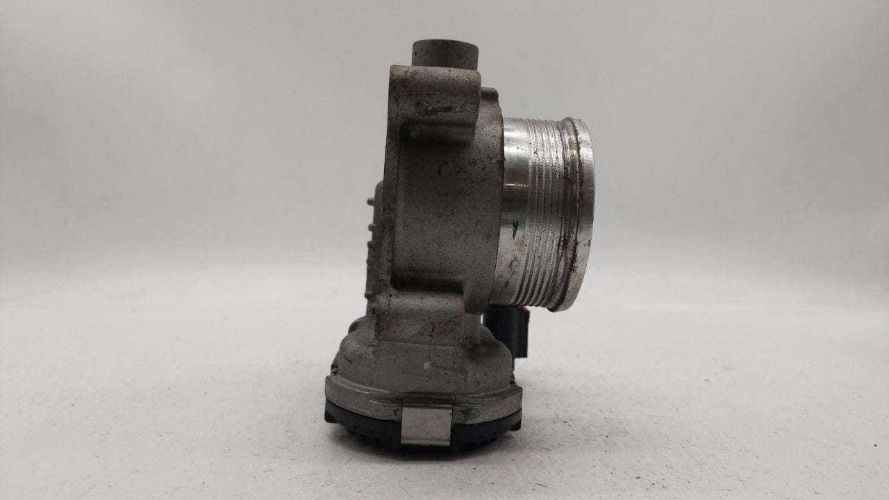 2017-2019 Ford Escape Throttle Body P/N:DS7E-9F991-BB Fits Fits 2014 2015 2016 2017 2018 2019 OEM Used Auto Parts - Oemuseda