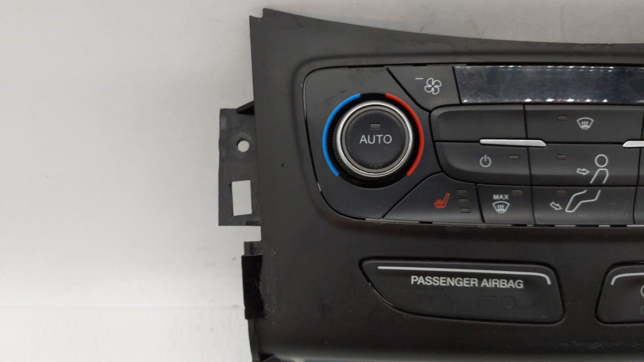 2017 Ford Escape Climate Control Module Temperature AC/Heater Replacement P/N:GJ5T-18C612-FA GJ54-18522-AE3JA6 Fits OEM Used