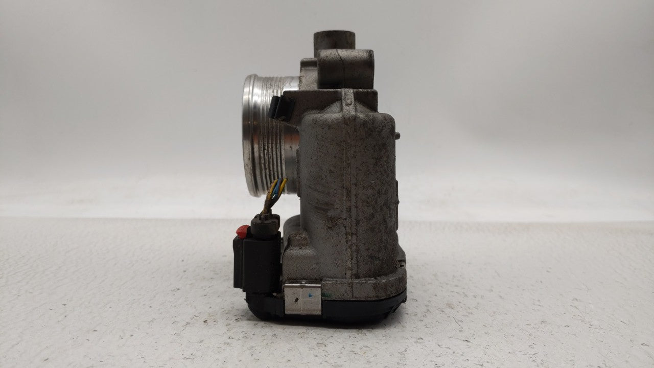 2017-2019 Ford Escape Throttle Body P/N:DS7E-9F991-BB Fits Fits 2014 2015 2016 2017 2018 2019 OEM Used Auto Parts - Oemuseda