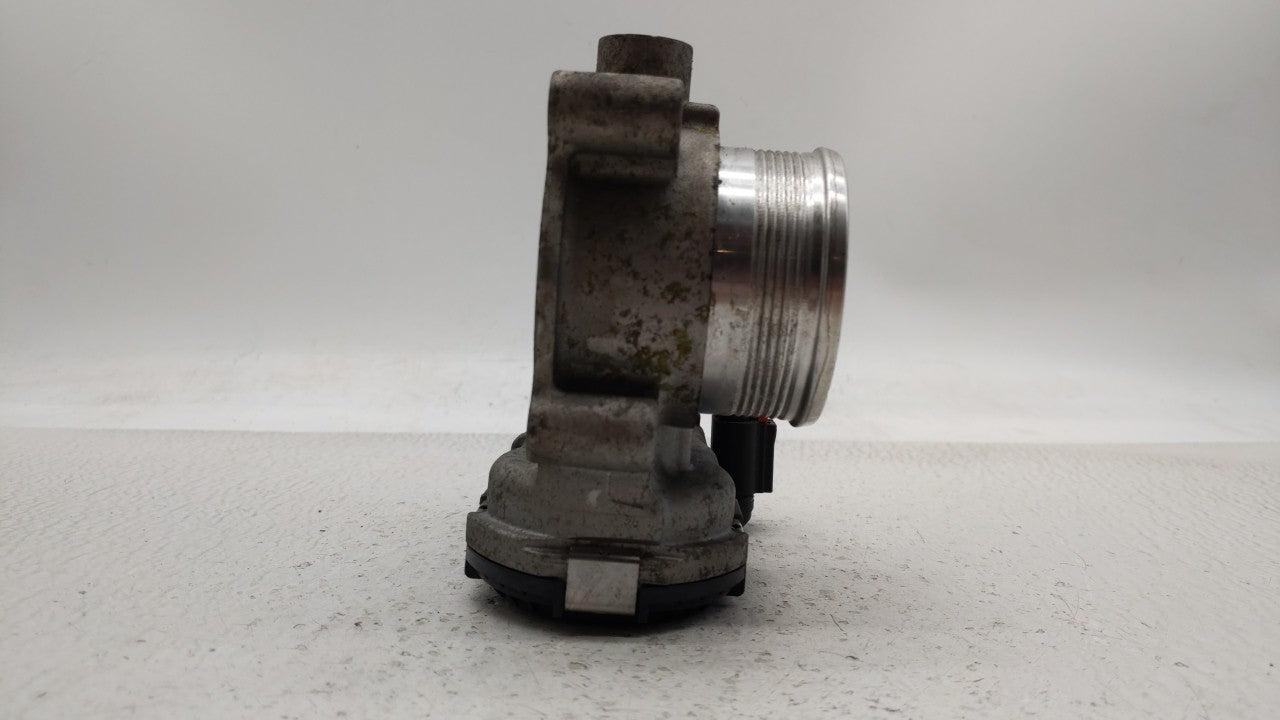 2017-2019 Ford Escape Throttle Body P/N:DS7E-9F991-BB Fits Fits 2014 2015 2016 2017 2018 2019 OEM Used Auto Parts - Oemuseda