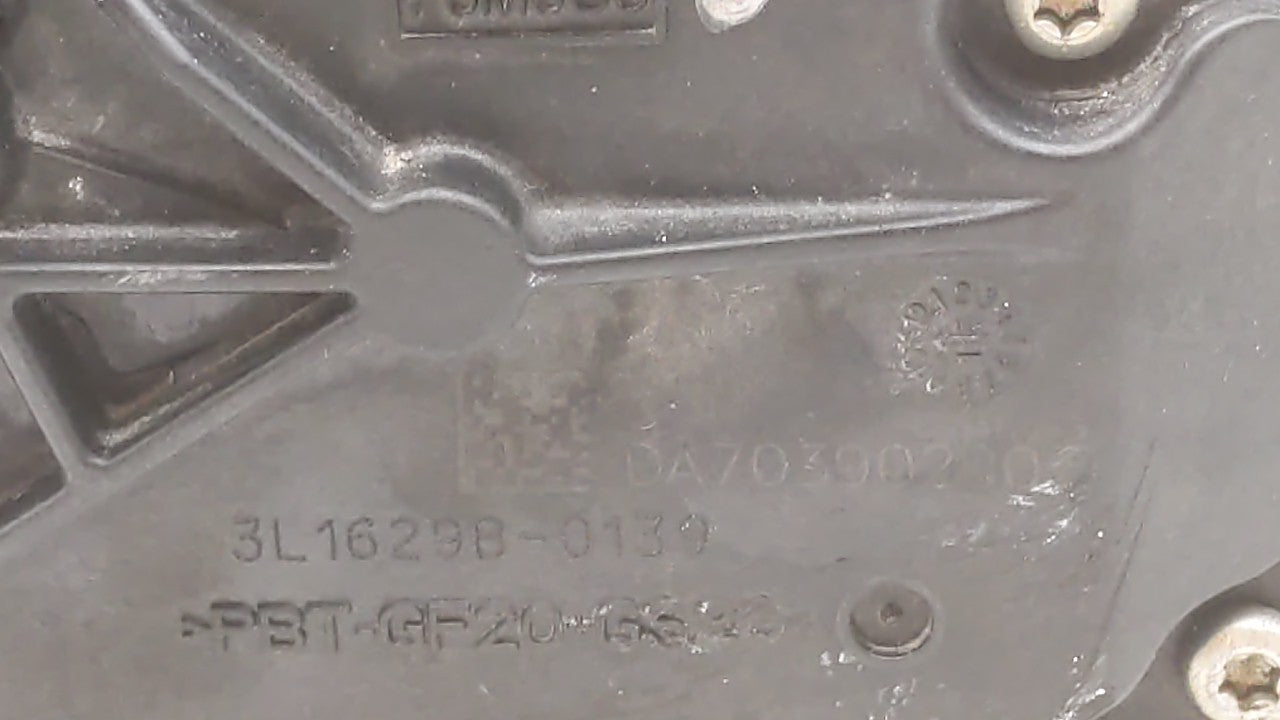 2013-2019 Ford Escape Throttle Body P/N:DS7E-9F991-AK DS7E-9F991-AD Fits Fits 2013 2014 2015 2016 2017 2018 2019 2020 OEM Us