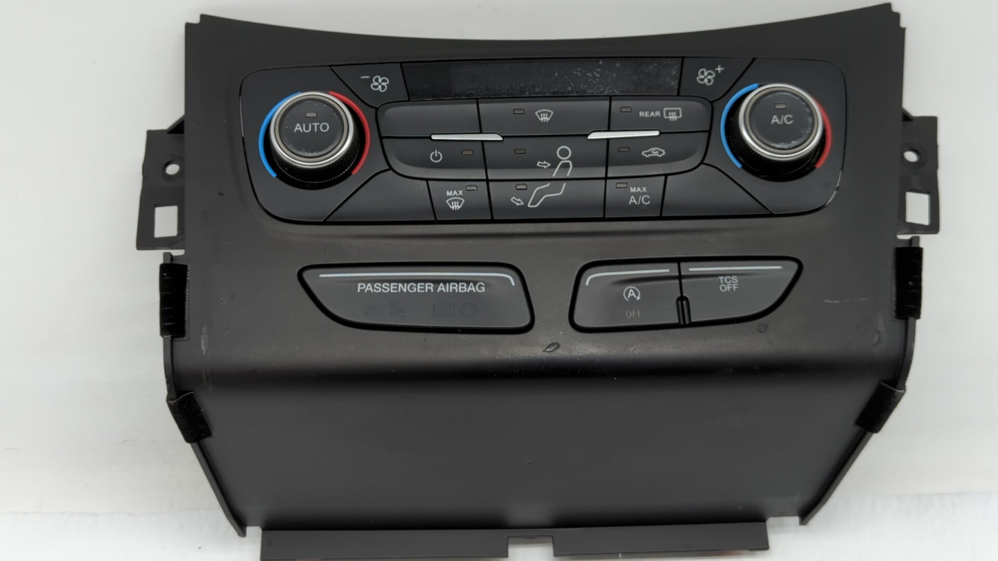 2017 Ford Escape Climate Control Module Temperature AC/Heater Replacement P/N:GJ5T-18C612-EA Fits OEM Used Auto Parts - Oemu