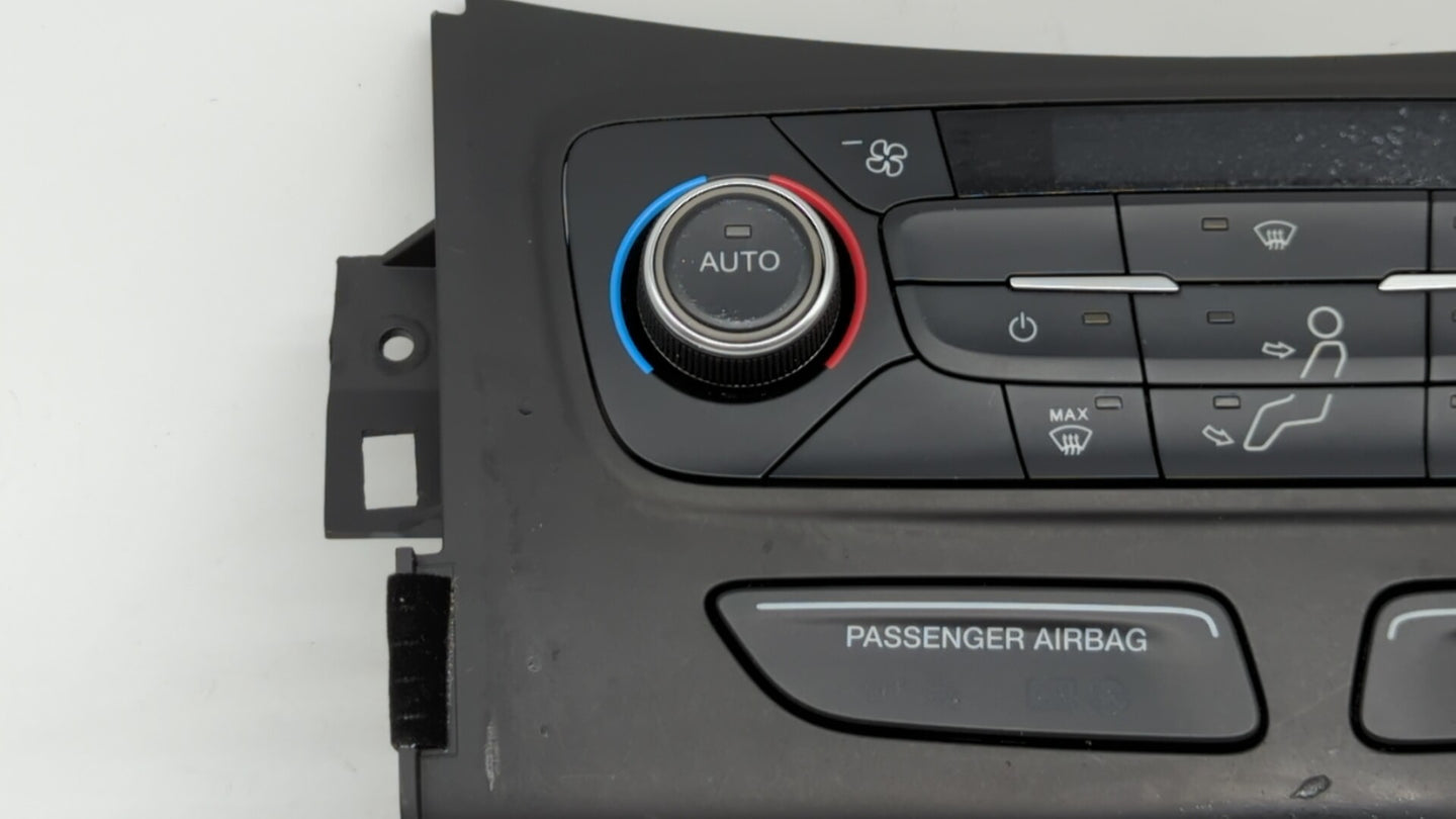 2017 Ford Escape Climate Control Module Temperature AC/Heater Replacement P/N:GJ5T-18C612-EA Fits OEM Used Auto Parts - Oemu