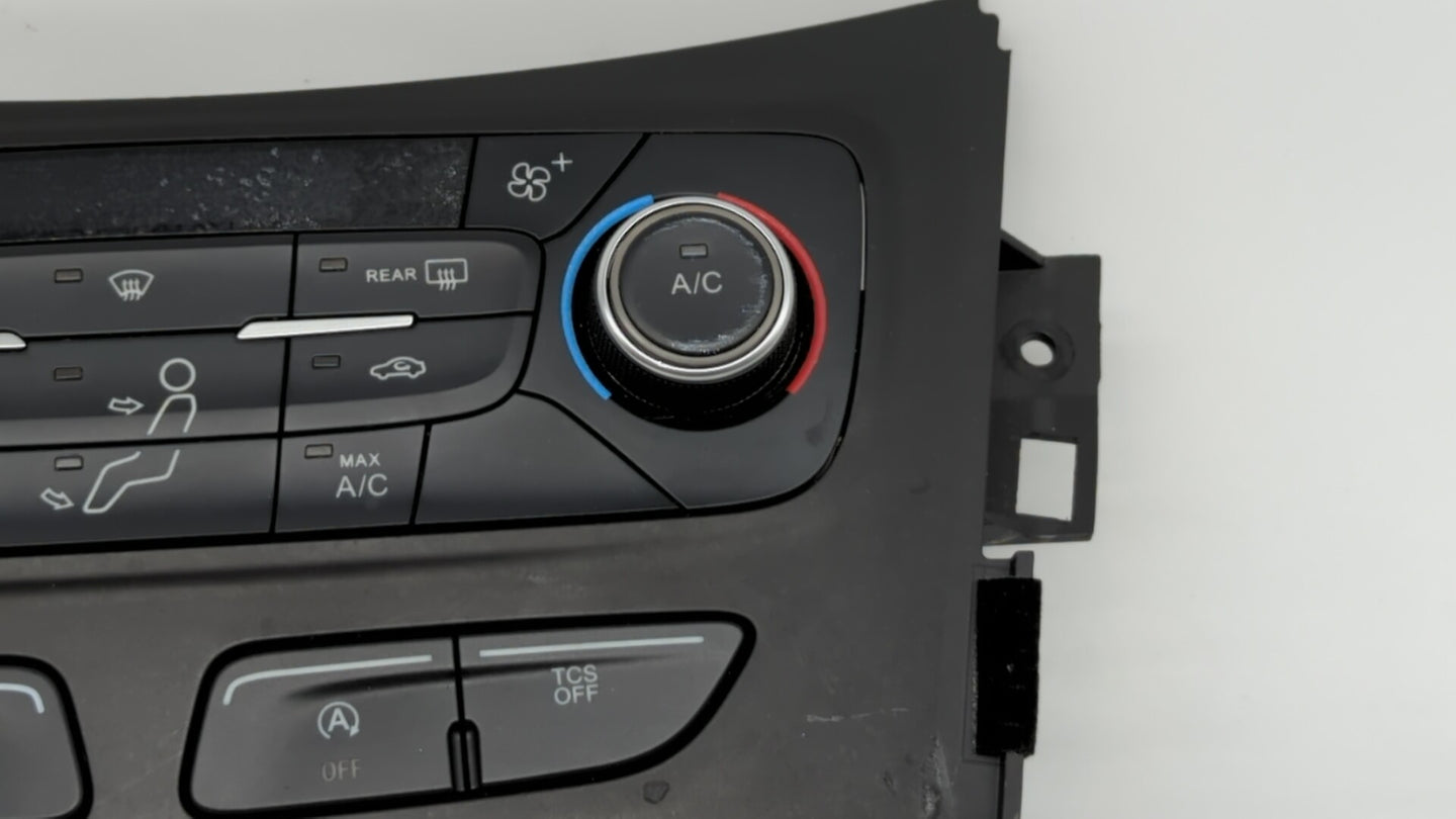 2017 Ford Escape Climate Control Module Temperature AC/Heater Replacement P/N:GJ5T-18C612-EA Fits OEM Used Auto Parts - Oemu