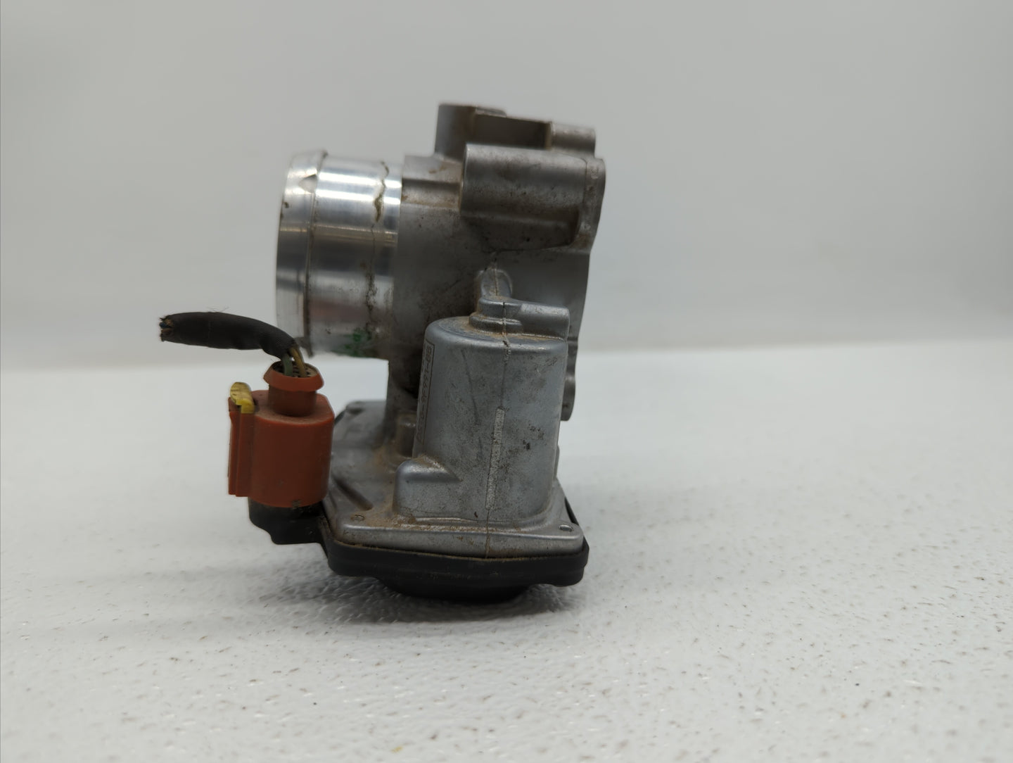 2017-2019 Ford Escape Throttle Body P/N:DS7G-9F991-BB DS7G-9E991-BB, DS7G-9F991-CA Fits Fits 2014 2015 2016 2017 2018 2019 O