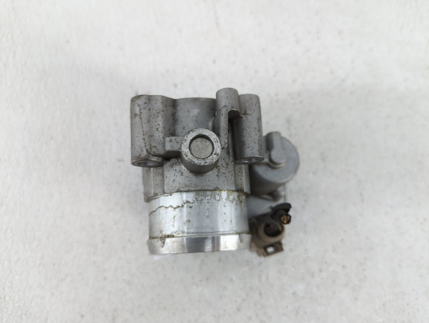 2017-2019 Ford Escape Throttle Body P/N:DS7G-9F991-BB DS7G-9E991-BB, DS7G-9F991-CA Fits Fits 2014 2015 2016 2017 2018 2019 O