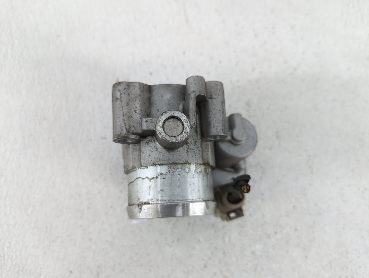 2017-2019 Ford Escape Throttle Body P/N:DS7G-9F991-BB DS7G-9E991-BB, DS7G-9F991-CA Fits Fits 2014 2015 2016 2017 2018 2019 O