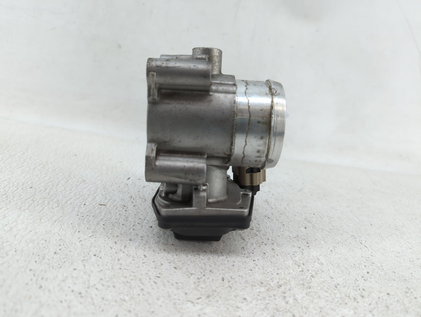 2017-2019 Ford Escape Throttle Body P/N:DS7G-9F991-BB DS7G-9E991-BB, DS7G-9F991-CA Fits Fits 2014 2015 2016 2017 2018 2019 O