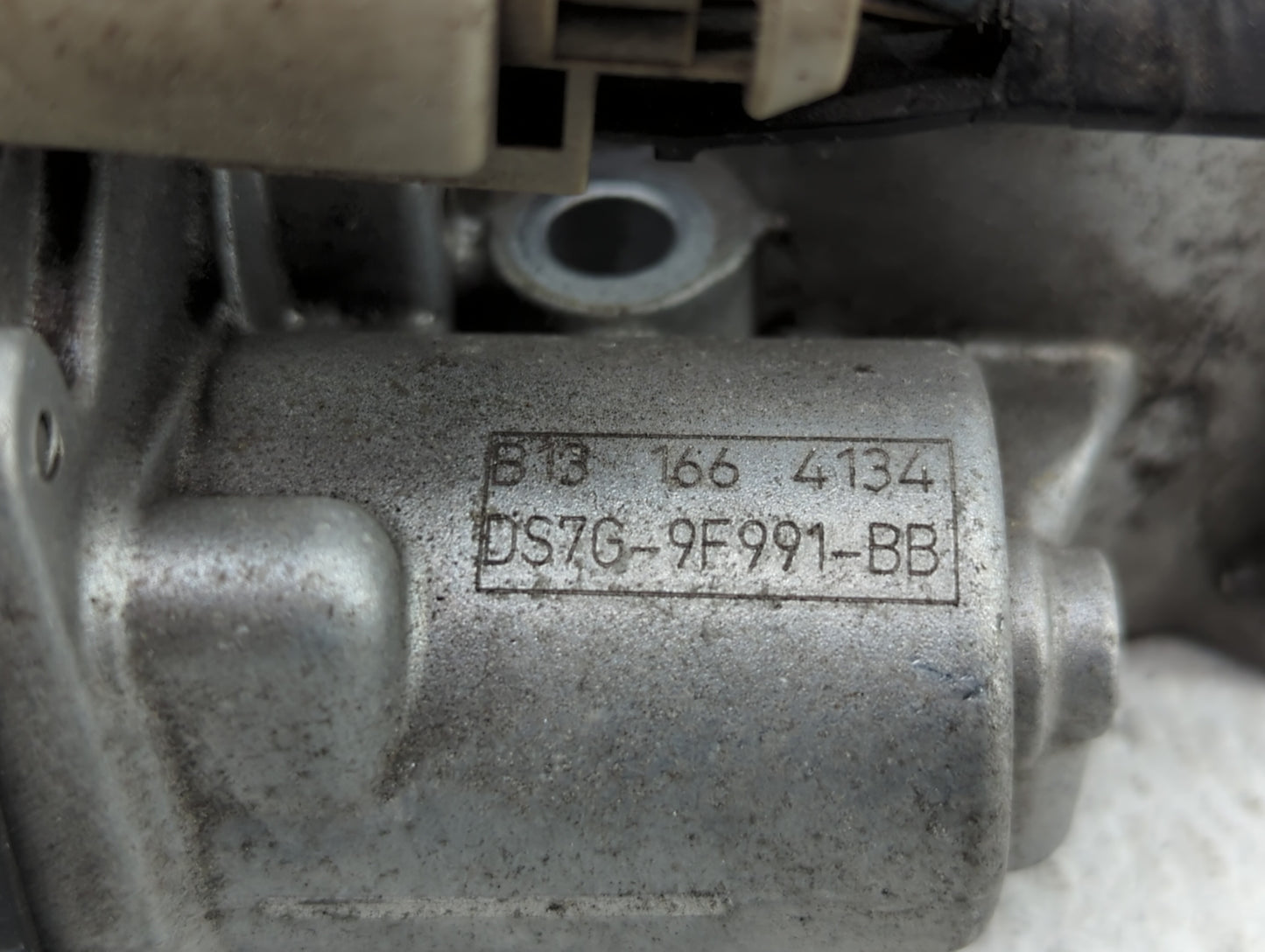 2017-2019 Ford Escape Throttle Body P/N:DS7G-9F991-BB DS7G-9E991-BB, DS7G-9F991-CA Fits Fits 2014 2015 2016 2017 2018 2019 O