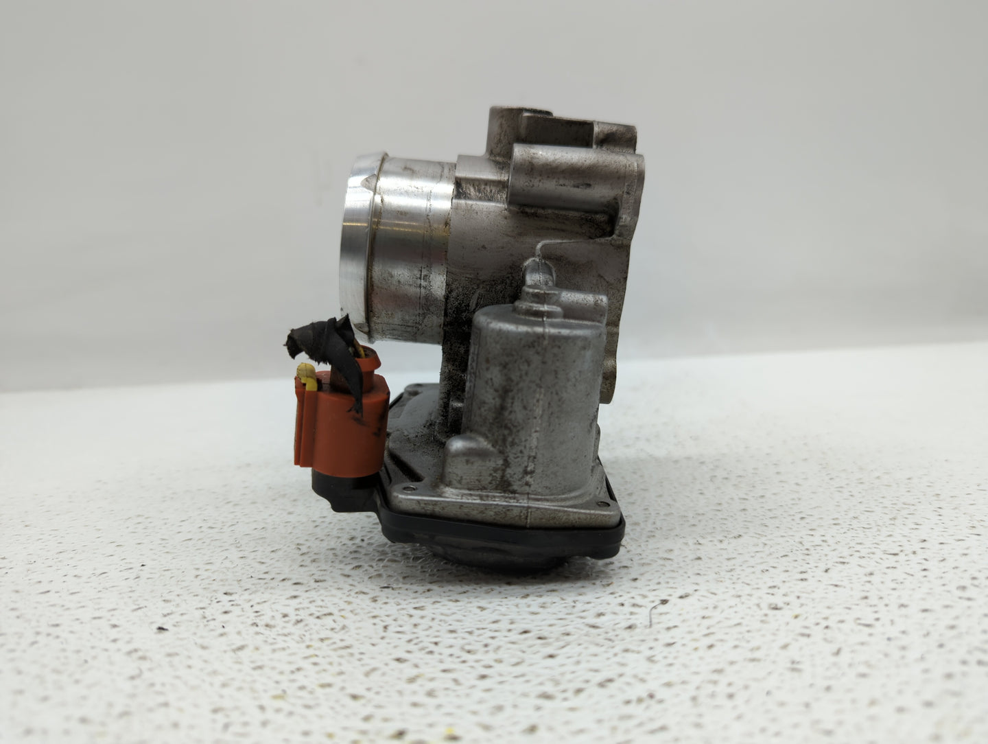 2017-2019 Ford Escape Throttle Body P/N:DS7G-9F991-BB DS7G-9E991-BB, DS7G-9F991-CA Fits Fits 2014 2015 2016 2017 2018 2019 O