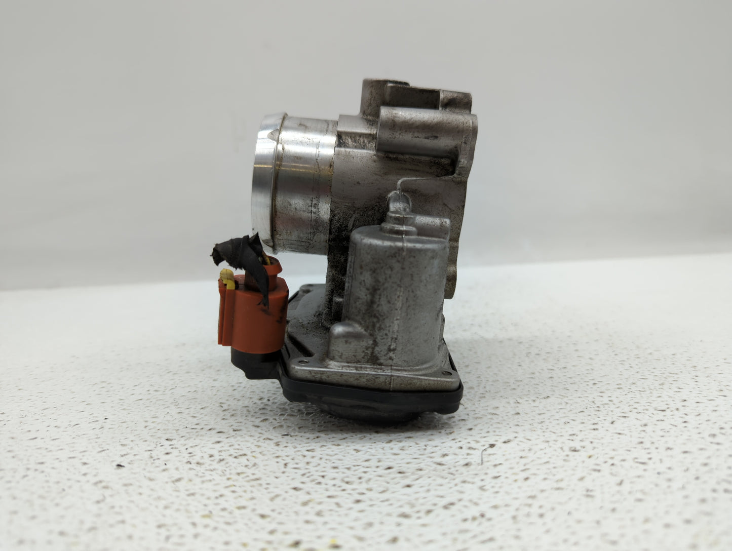 2017-2019 Ford Escape Throttle Body P/N:DS7G-9F991-BB DS7G-9E991-BB, DS7G-9F991-CA Fits Fits 2014 2015 2016 2017 2018 2019 O
