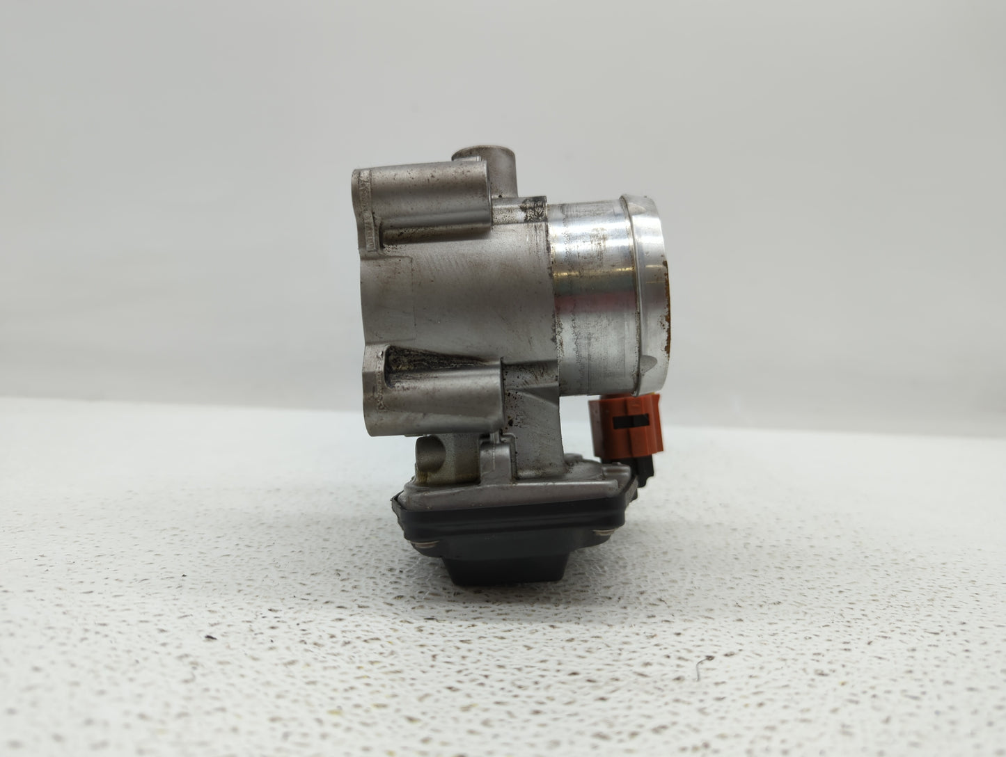 2017-2019 Ford Escape Throttle Body P/N:DS7G-9F991-BB DS7G-9E991-BB, DS7G-9F991-CA Fits Fits 2014 2015 2016 2017 2018 2019 O