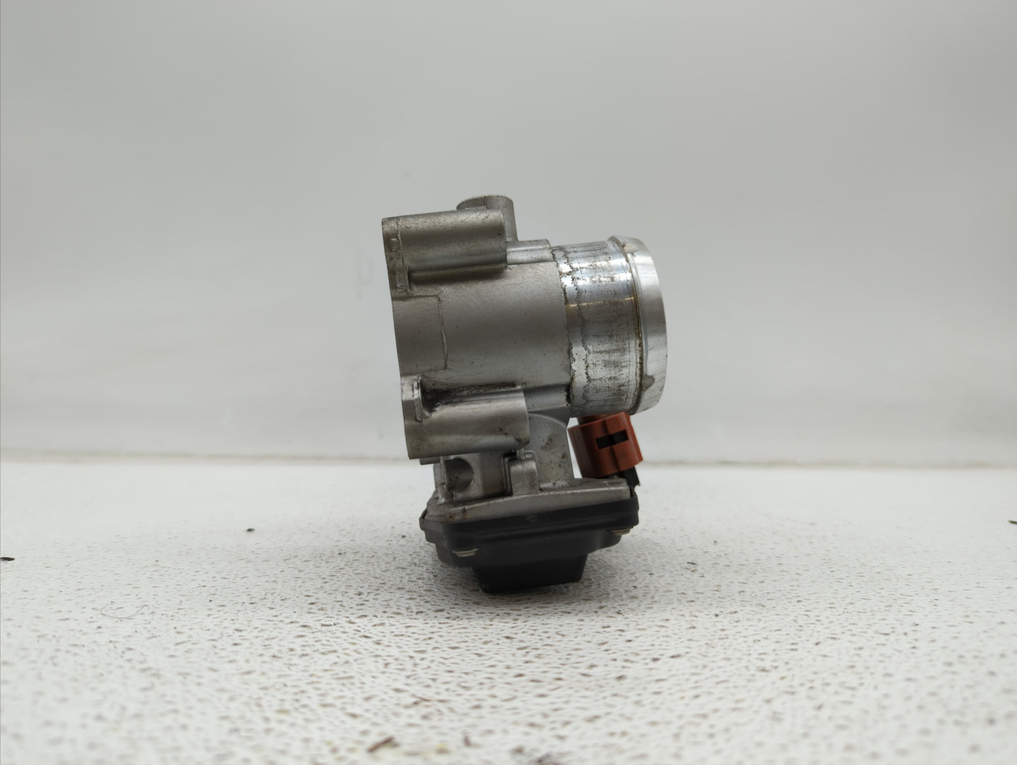 2017-2019 Ford Escape Throttle Body P/N:DS7G-9F991-BB DS7G-9E991-BB, DS7G-9F991-CA Fits Fits 2014 2015 2016 2017 2018 2019 O