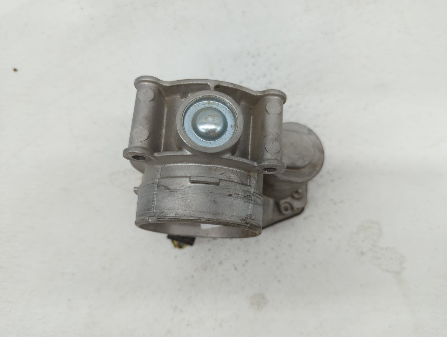 2013-2019 Ford Escape Throttle Body P/N:DS7E-9F991-AK DS7E-9F991-AD Fits Fits 2013 2014 2015 2016 2017 2018 2019 2020 OEM Us
