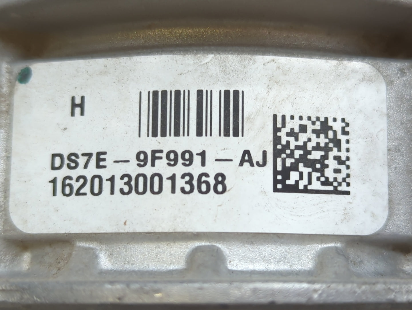 2013-2019 Ford Escape Throttle Body P/N:DS7E-9F991-AK DS7E-9F991-AD Fits Fits 2013 2014 2015 2016 2017 2018 2019 2020 OEM Us