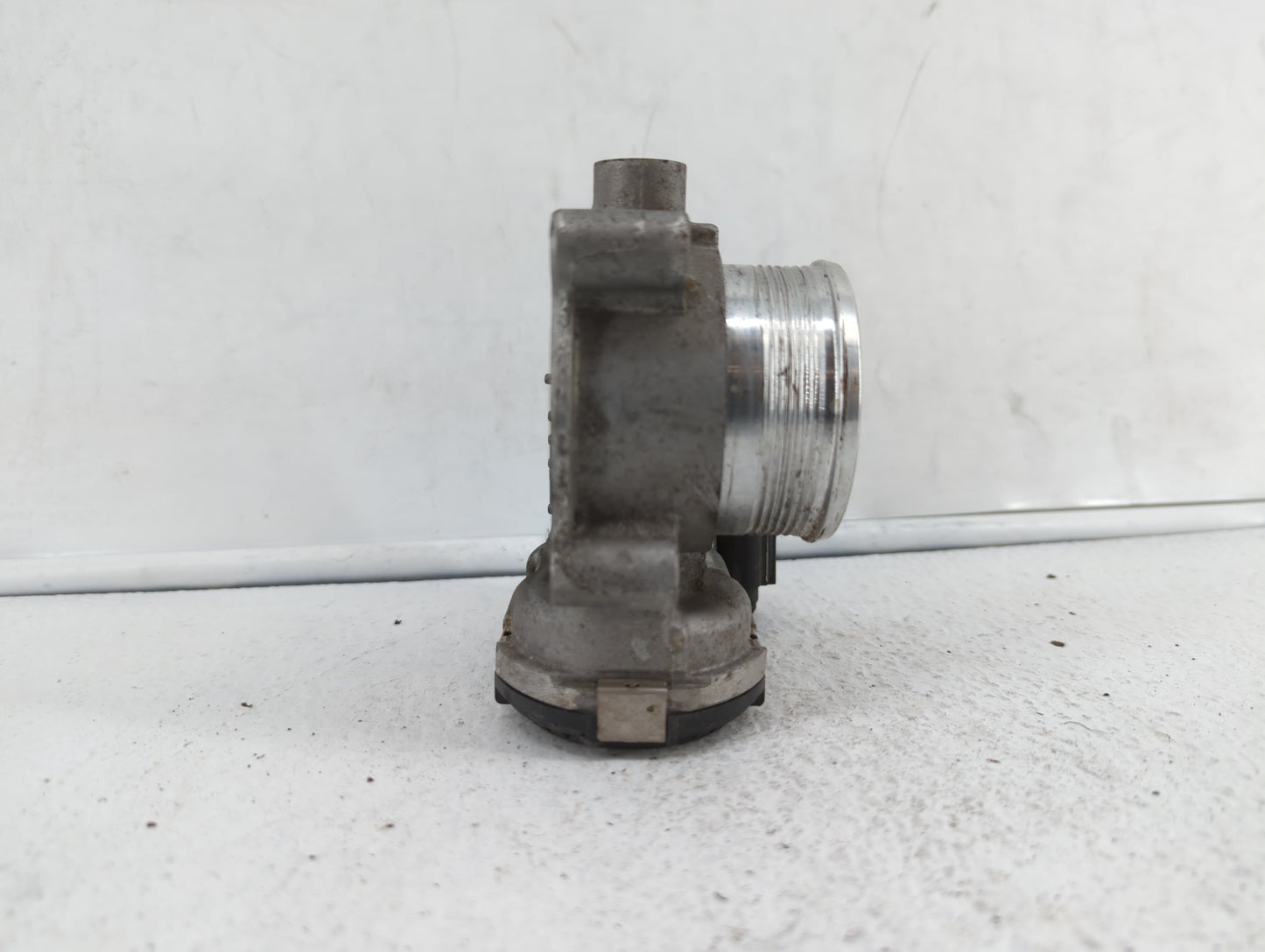 2017-2019 Ford Escape Throttle Body P/N:0 280 750 566 DS7E-9F991-BB Fits Fits 2014 2015 2016 2017 2018 2019 OEM Used Auto Pa
