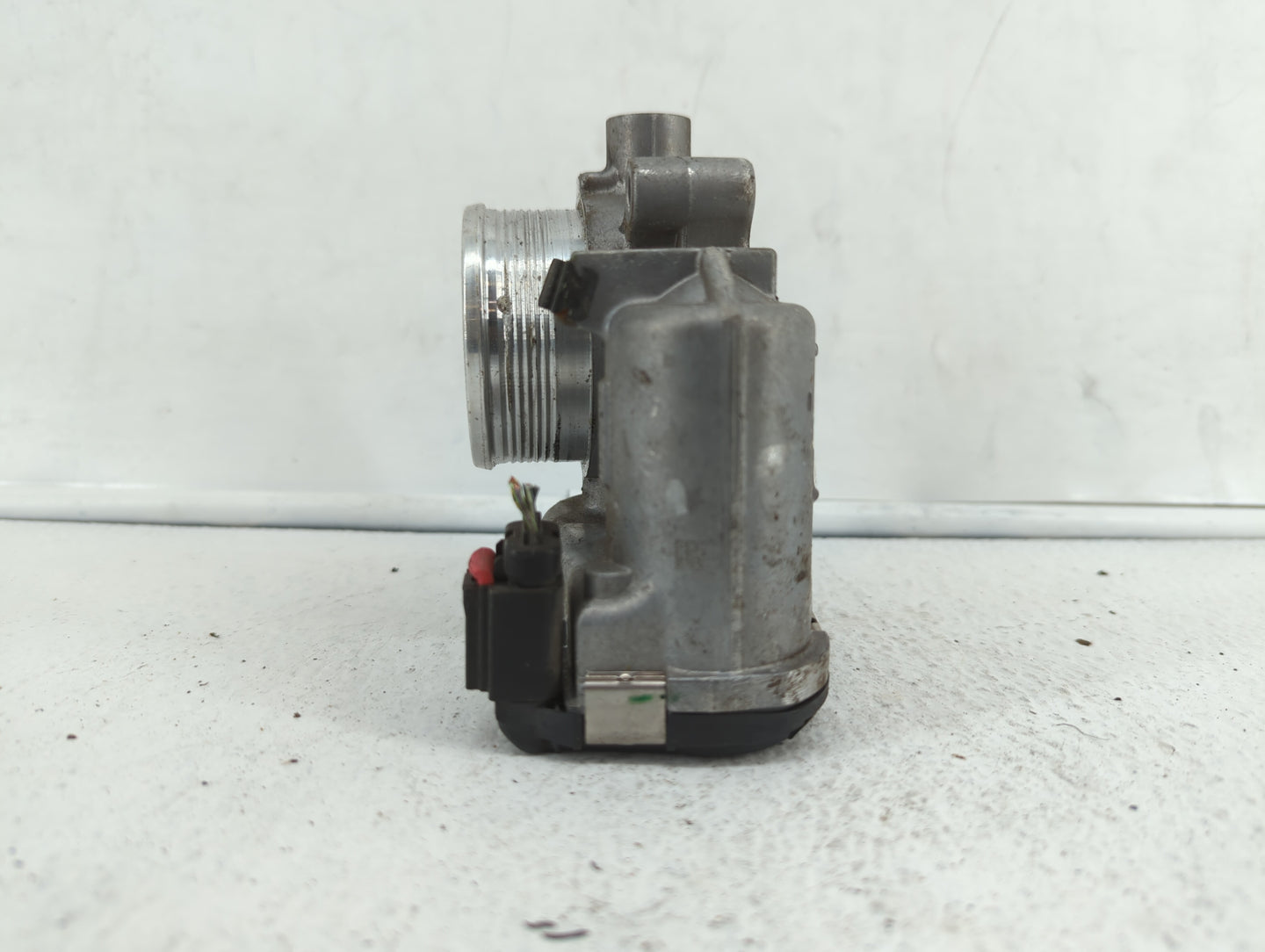 2017-2019 Ford Escape Throttle Body P/N:0 280 750 566 DS7E-9F991-BB Fits Fits 2014 2015 2016 2017 2018 2019 OEM Used Auto Pa