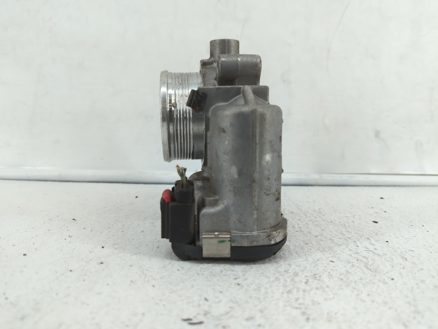 2017-2019 Ford Escape Throttle Body P/N:0 280 750 566 DS7E-9F991-BB Fits Fits 2014 2015 2016 2017 2018 2019 OEM Used Auto Pa
